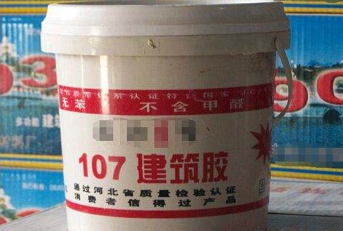 107胶水和水泥用途是什么