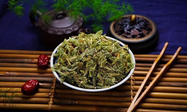 伸筋草的功效与作用图片（伸筋草的作用简介）