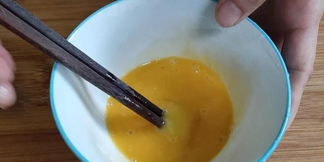 韭菜和豆腐能一起吃吗（豆腐加韭菜的简单做法教程）