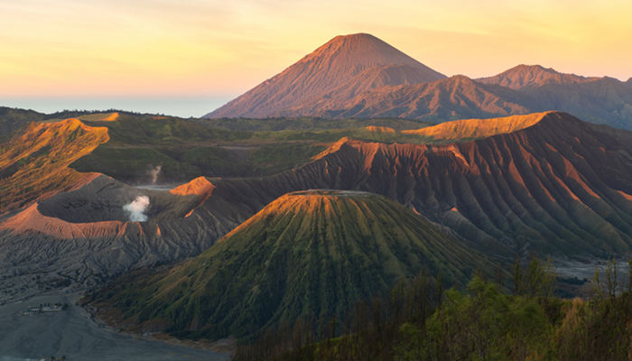 梦到火山爆发我在逃命 