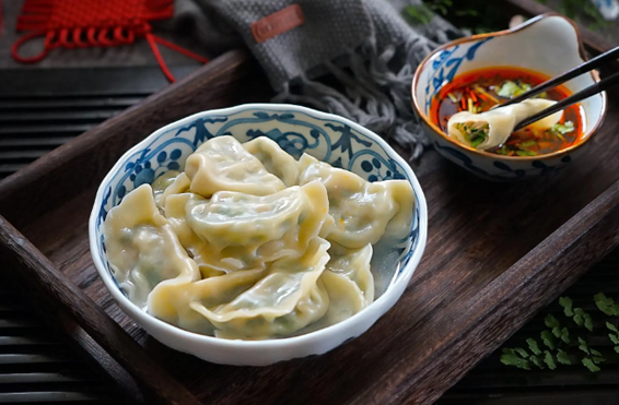 速冻饺子煮完皮一半透明一半白怎么办_速冻饺子煮完皮一半透明一半白能吃吗