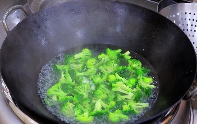 最强护肝的食物有哪些种类（分享5种养肝菜及烹饪做法）